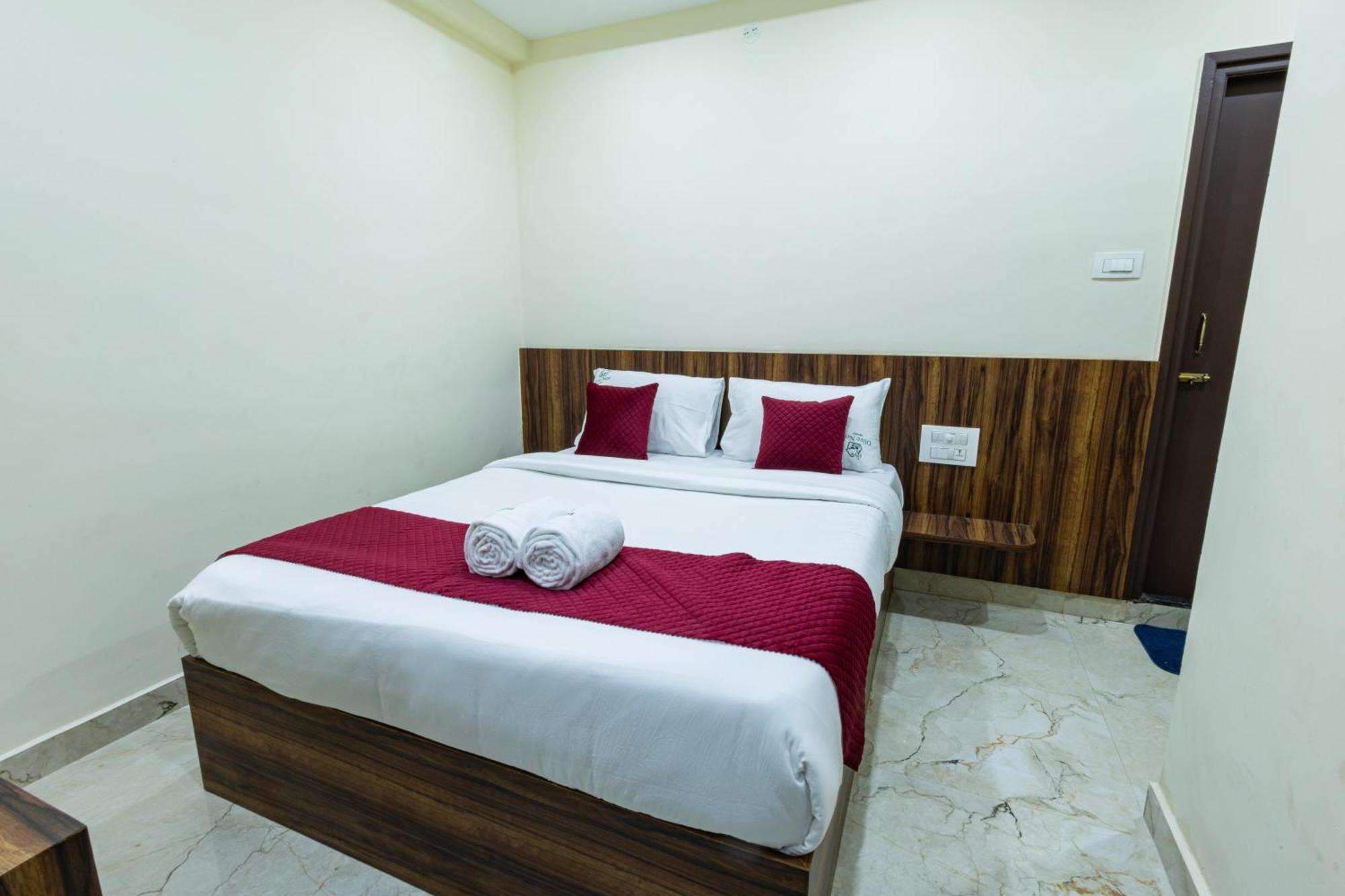 Hotel Olive Nest- Tirupati Bus Stand- 300 Meters, Railway Station- 400 Meters Esterno foto