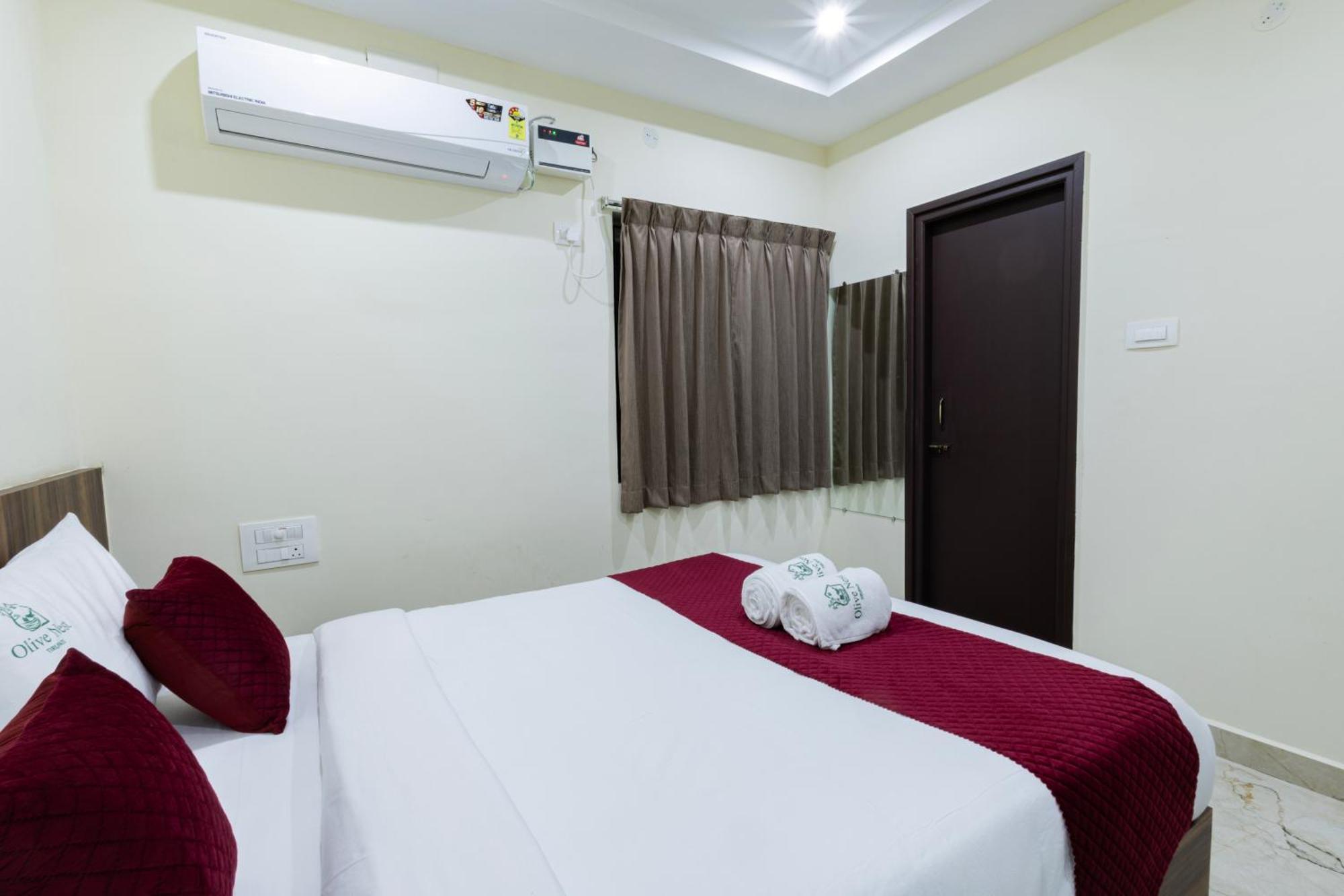 Hotel Olive Nest- Tirupati Bus Stand- 300 Meters, Railway Station- 400 Meters Esterno foto